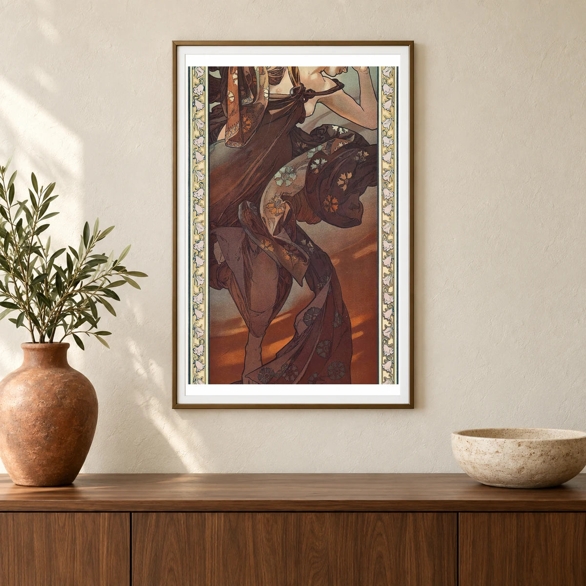 Étoile Du Soir (1902) — Alphonse Mucha shown in a styled interior