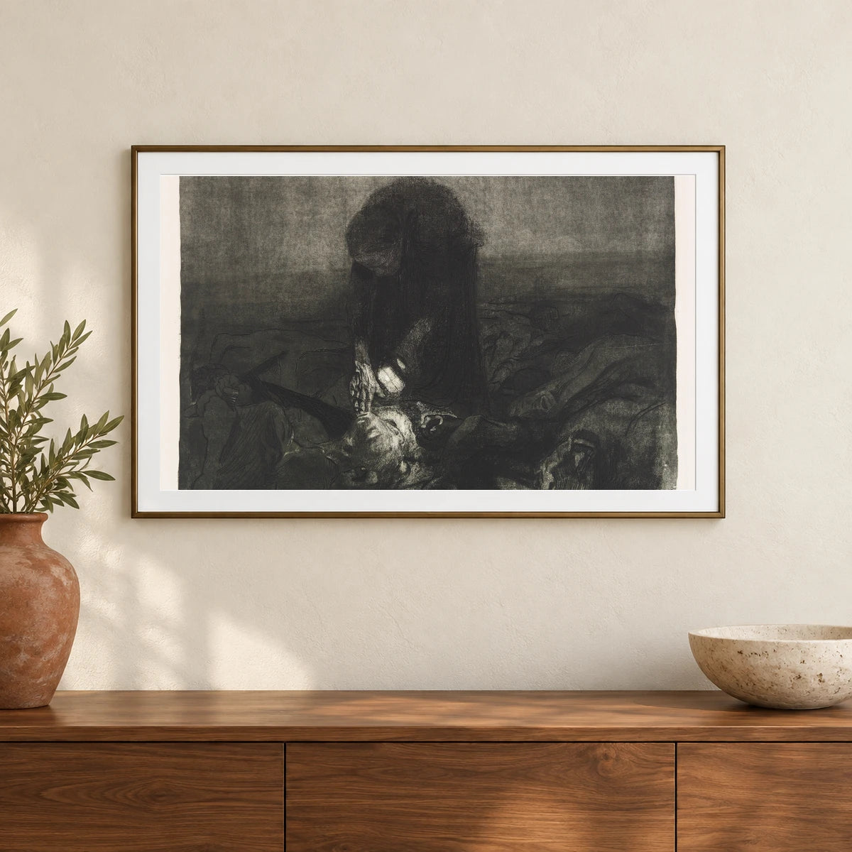 Schlachtfeld (1907) — Käthe Kollwitz shown in a styled interior